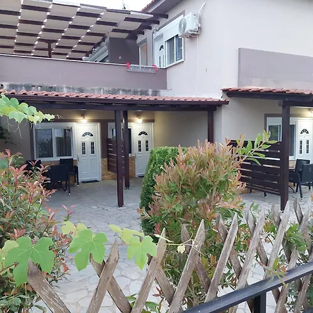 Pavlos Rooms Chrysi Ammoudia Exterior photo