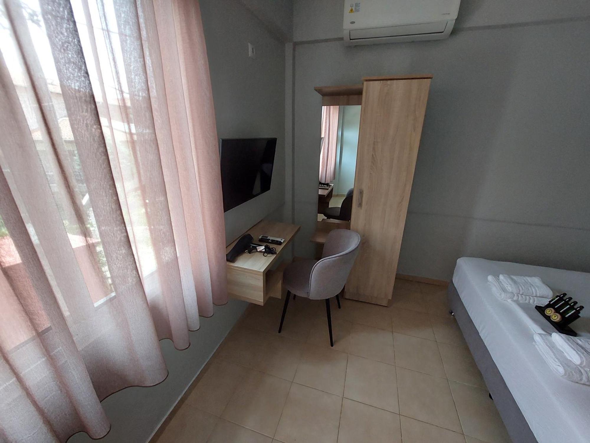 Apartament Pavlos *